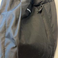 Väska, rapporterat av HTM med iLost