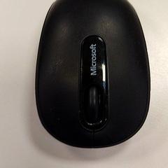 Wireless mouse Draadloos, as reported by Vrije Universiteit Amsterdam using iLost