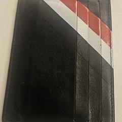 Peněženky Samperoy, jak nahlášeno GVB pomocí iLost