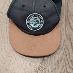 Gorra, ha sido reportado por RRReis Trein Amersfoort / Ede-Wageningen con iLost