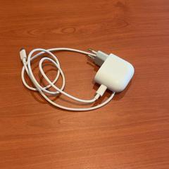 Charger Wit USB-C, as reported by Hotel Theater FIGI using iLost