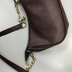 バッグ - Handtas Bruin (Blyzniuk) がiLostで Regio West-Vlaanderen によって報告されました