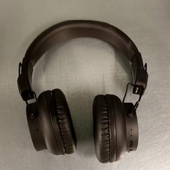 Hoofdtelefoon Zwart, iLost를 사용하여 Centraal magazijn에 보고됨