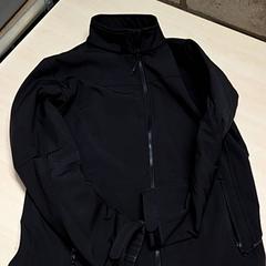 Jaqueta, segons ha informat Arriva Oost-Brabant mitjançant iLost