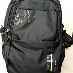 Batoh Zwart, jak nahlášeno Qbuzz GD Groningen Peizerweg pomocí iLost