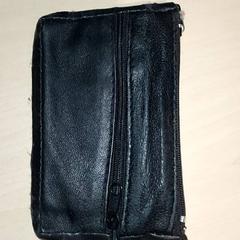 Portfel - Elhassani, zgłoszono przez Regio Antwerpen - Brussel przy użyciu iLost