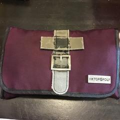 Bolsa de maquillaxe, segundo informou Qbuzz U-OV usando iLost