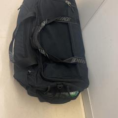 Bolsa de gimnasio Nike, ha sido reportado por HvA Amstelcampus con iLost