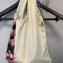 Nylon bag Pinea, as reported by Breng Arnhem using iLost
