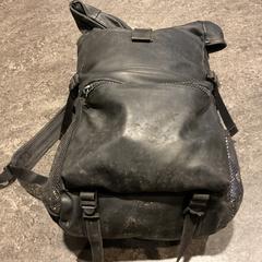 배낭 Op naam van afruk, iLost를 사용하여 Gemeente Amsterdam에 보고됨