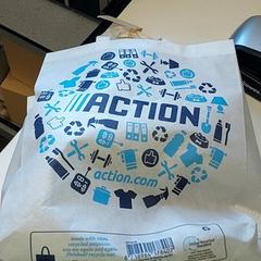 Bolsa Stoffen zak, segundo informou Regio Limburg - Leuven usando iLost