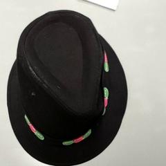 Kleding Hoed, a été signalé par Centraal magazijn utilisant iLost