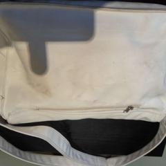 Táska blanc, amint azt TCL az iLost segítségével jelentette.