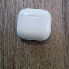AirPods airpods, segons ha informat EBS Tramplein mitjançant iLost