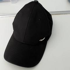 İLost kullanarak Centraal magazijn tarafından bildirildiği gibi Pet zwart