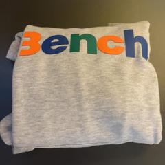 Trui Grau, zoals gemeld door MEININGER Hotel Dresden Zentrum met iLost