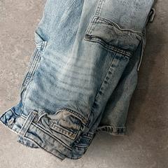 Odzież - Jeansbroek, zgłoszono przez Regio Oost-Vlaanderen przy użyciu iLost