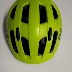 様々な - helm がiLostで Regio Antwerpen - Brussel によって報告されました