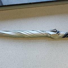 Esernyő, amint azt Centraal magazijn az iLost segítségével jelentette.