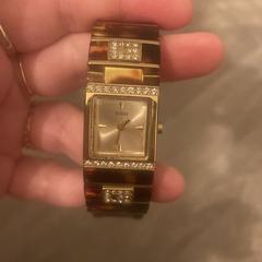 Horloge Guess, como reportado ao iLost