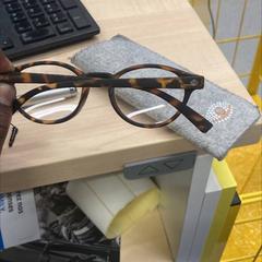 Glasses case with glasses, as reported by IKEA Marseille La Valentine using iLost