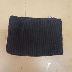 Saco a tira colo de cou, como reportado por IKEA Reims Thillois utilizando o iLost