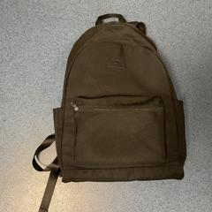 Mochila, segundo informou Breng Arnhem usando iLost