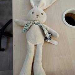Peluche pulseira, como reportado por IKEA Lille utilizando o iLost