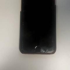 Iphone Rood met zwarte case Ideal of Sweden, as reported by Bobbejaanland using iLost