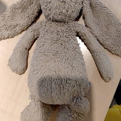 Cuddly slap, as reported by IKEA Toulouse using iLost
