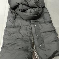 Ruházat Jas, amint azt Regio Antwerpen - Brussel az iLost segítségével jelentette.