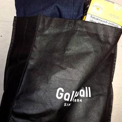 تاسجي kleding، كما تم الإبلاغ عنه بواسطة Qbuzz DMG عبر iLost