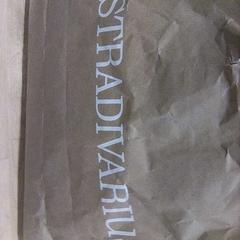 Bolsa stradivarius, come riportato da IKEA Valladolid utilizzando iLost