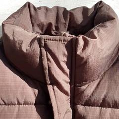 ジャケット Bruin がiLostで DierenPark Amersfoort によって報告されました