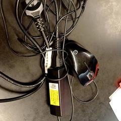 أجهزة الشحن & الفأر، كما تم الإبلاغ عنه بواسطة Universiteit Gent - Faculteitsbibliotheek LW عبر iLost