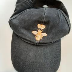 Pet Zwart geel katoen, como reportado por Connexxion Zeeuws-Vlaanderen utilizando o iLost