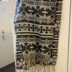 Sjal, rapporterat av HvA Amstelcampus med iLost