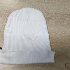 Oblečenie - Muts, ako bolo nahlásené Regio Oost-Vlaanderen pomocou iLost