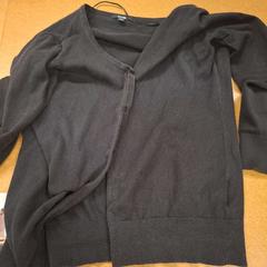 Gilet noir, som rapportert av IKEA Grenoble ved bruk av iLost