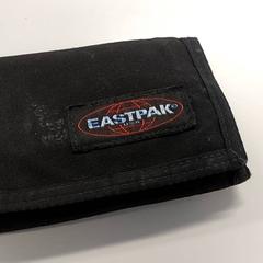 Carteira De Clercq, como reportado por Centraal magazijn utilizando o iLost