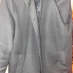 Coat, jak nahlášeno Club Nyx/Exit Café pomocí iLost