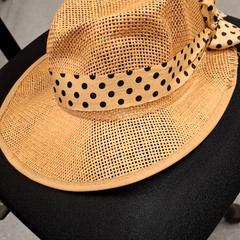 Slamený klobúk marron, ako bolo nahlásené IKEA Marseille La Valentine pomocou iLost