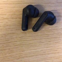 Draadloze oortjes, zoals gemeld door Canisius-Wilhelmina Ziekenhuis met iLost