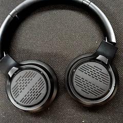 Sluchátka Zwart, jak nahlášeno Qbuzz GD Groningen Peizerweg pomocí iLost