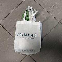 Táska wit, amint azt Centraal magazijn az iLost segítségével jelentette.