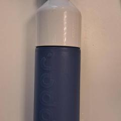 Bouteille, a été signalé par Breda University of Applied Sciences Mgr. Hopmansstraat utilisant iLost