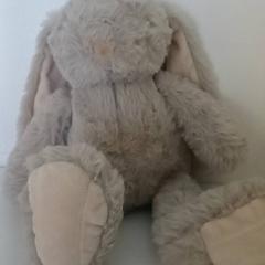 Peluix lapin, segons ha informat IKEA Orléans - Ardon mitjançant iLost