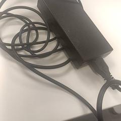 Nabíječka notebooku 135W, jak nahlášeno HvA Amstelcampus pomocí iLost