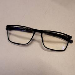 Glasögon, rapporterat av Qbuzz ZHN med iLost