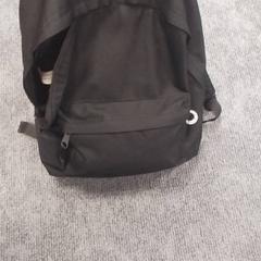 Sac à dos, a été signalé par Qbuzz Fryslân utilisant iLost
